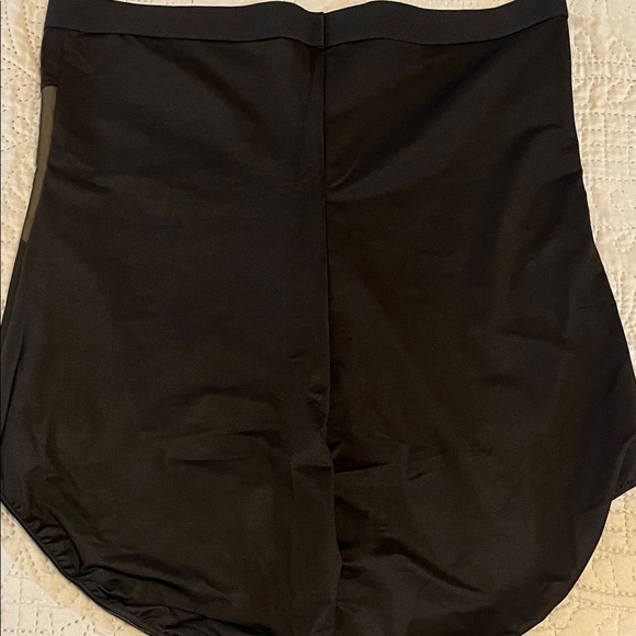 Cacique Black Ultra High-Waisted Brief Level 3 - Picture 5 of 11